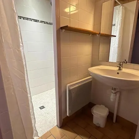 Les Droseras 펜션 브로카스